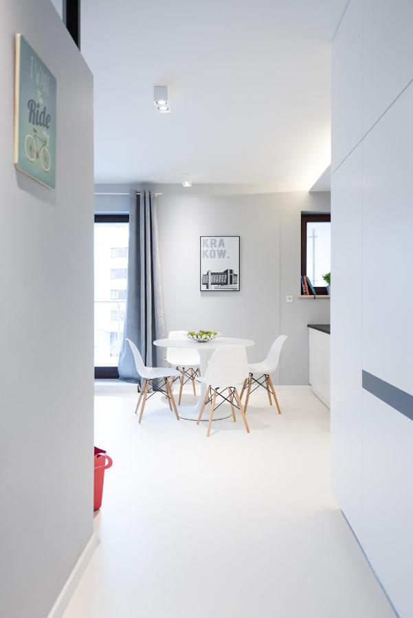 Premium Apartment For Old Town & Jewish Quarter - Balcony Plus Pool Onsite Krasków Εξωτερικό φωτογραφία