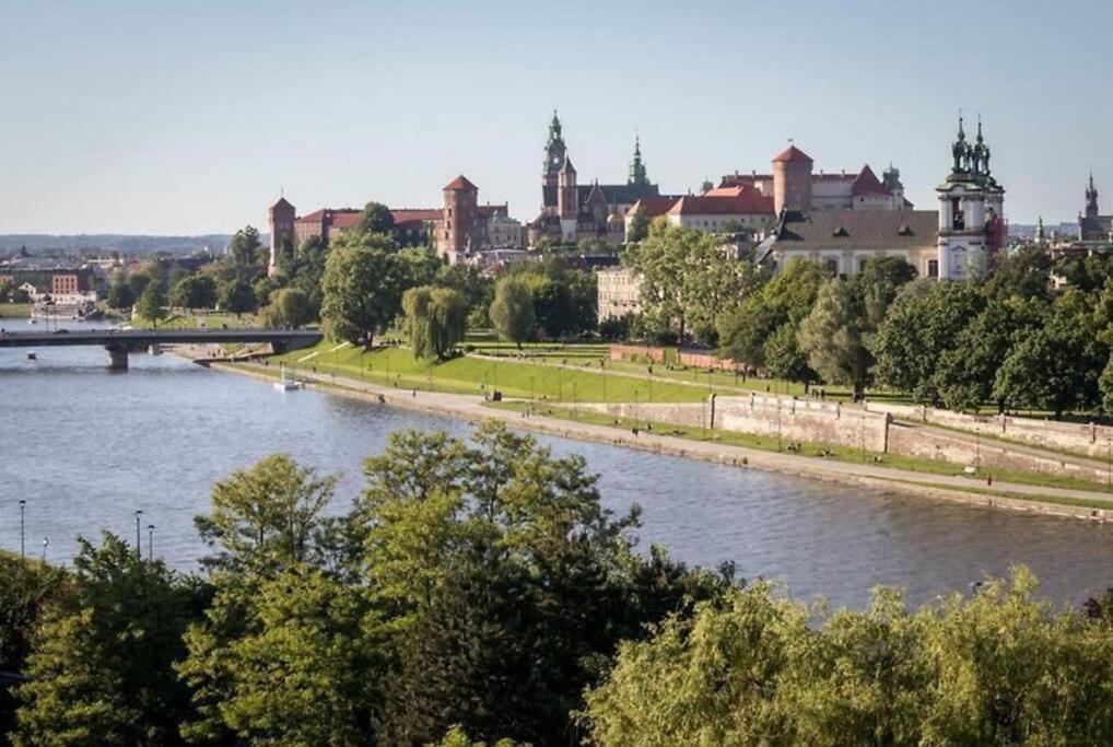 Premium Apartment For Old Town & Jewish Quarter - Balcony Plus Pool Onsite Krasków Εξωτερικό φωτογραφία